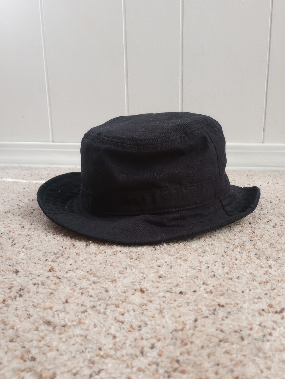 New With Tags Tna Black Bucket Hat Medium / Large